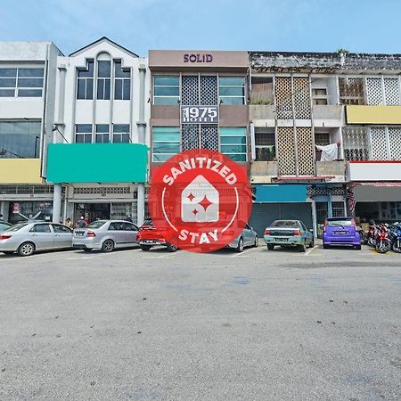Oyo 90662 The 1975 Hotel Empire Kuantan Exterior photo